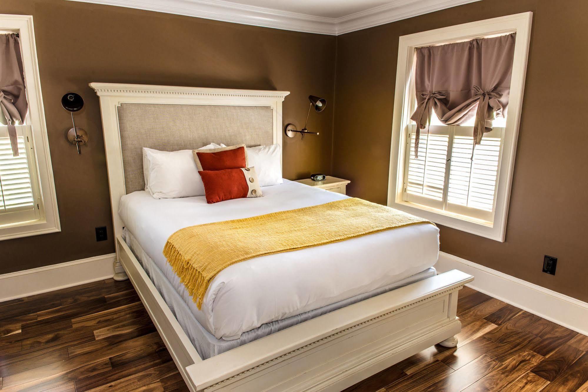 Logan Inn New Hope Zewnętrze zdjęcie